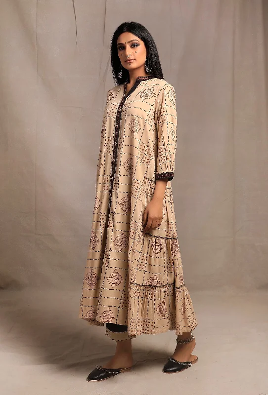 Black-Ecru Contrast Long Tier Kurta Dress